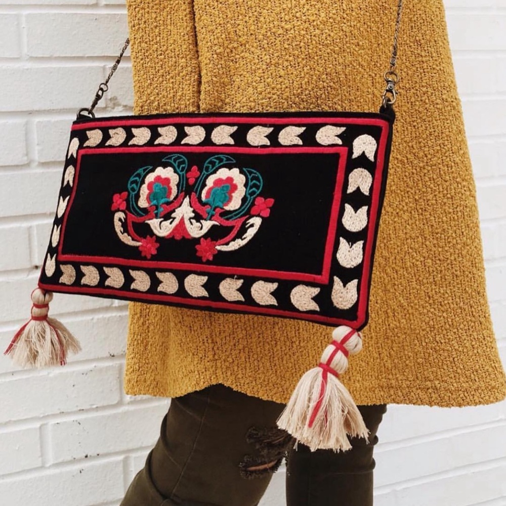 Black Velvet Embroidered Clutch or Shoulderbag,Boutique-NWT